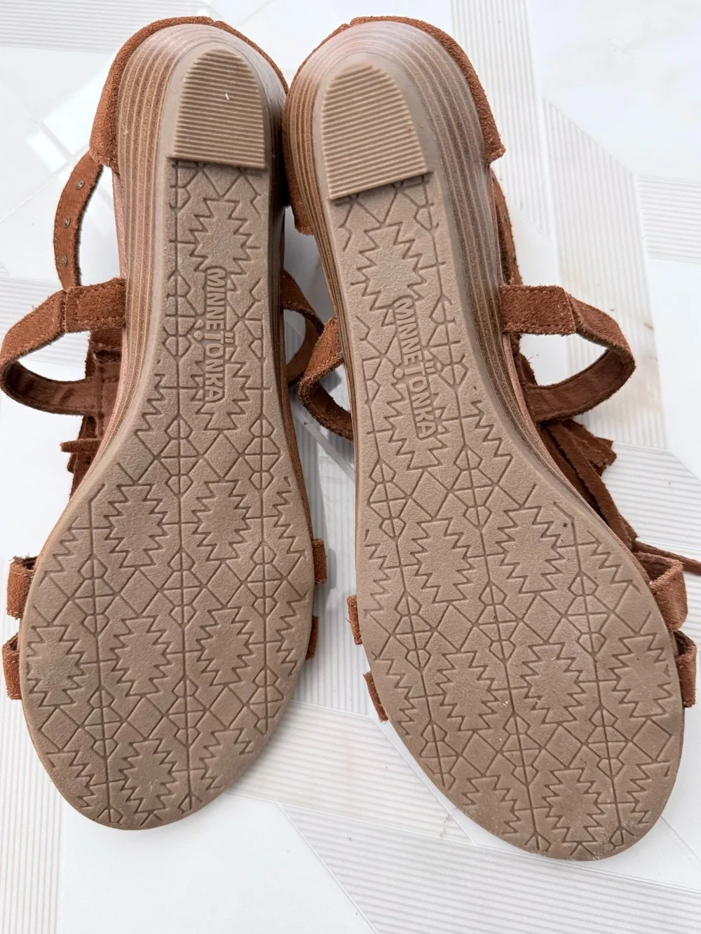 Minnetonka Brown Suede Tassel Gladiator Sandals